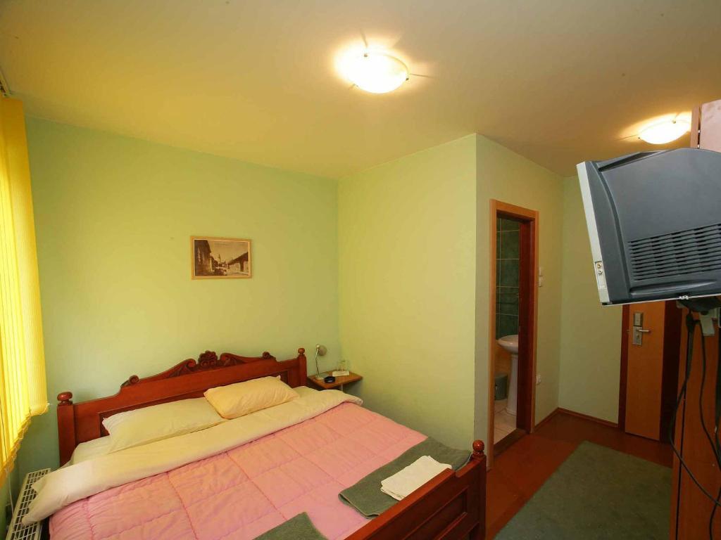 Villa Belilo 69 Sremski Karlovci Værelse billede
