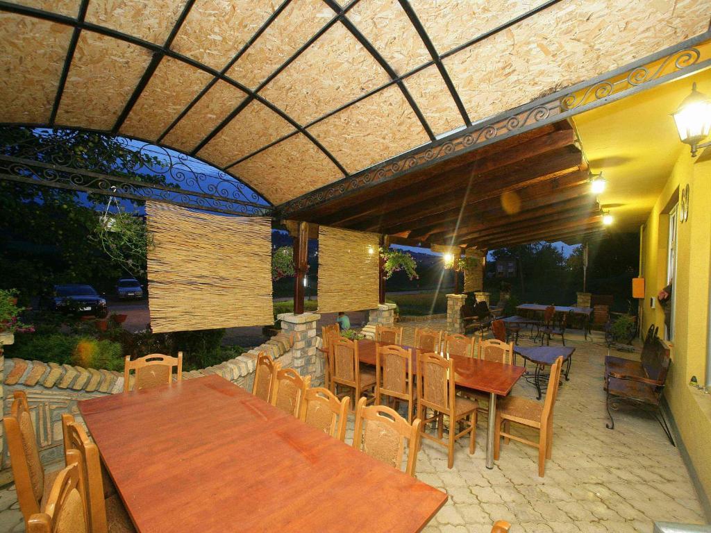 Villa Belilo 69 Sremski Karlovci Eksteriør billede